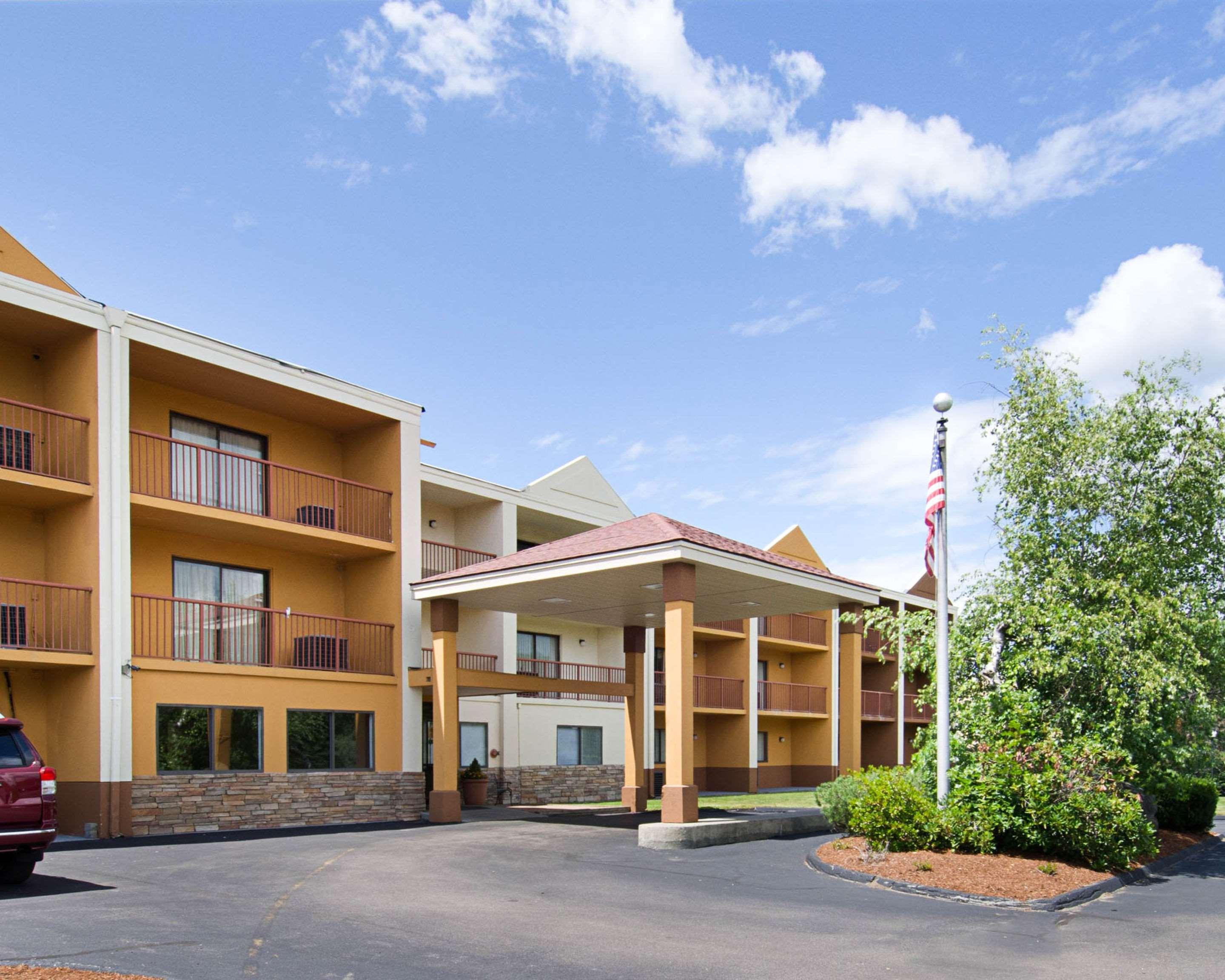 Quality Inn & Suites Worcester Exterior photo
