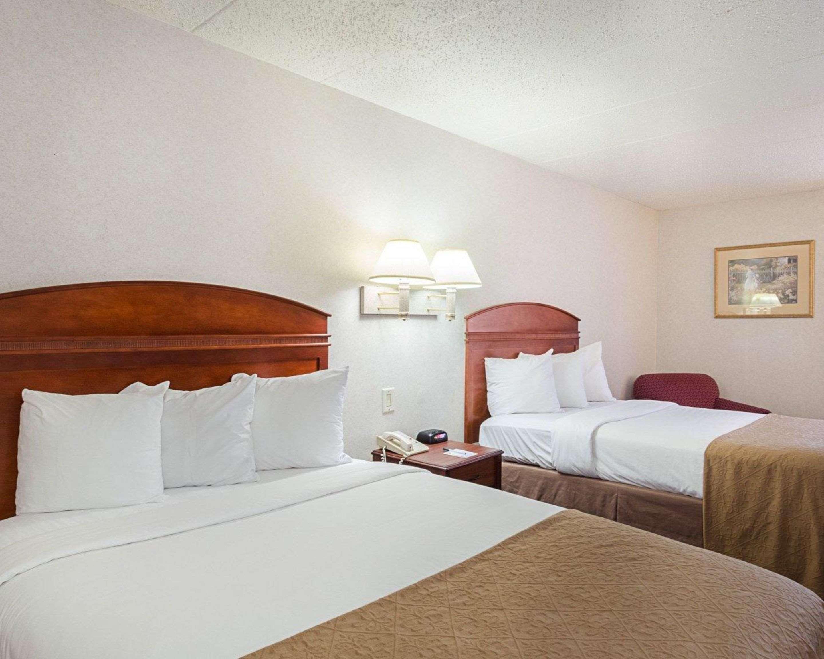 Quality Inn & Suites Worcester Exterior photo